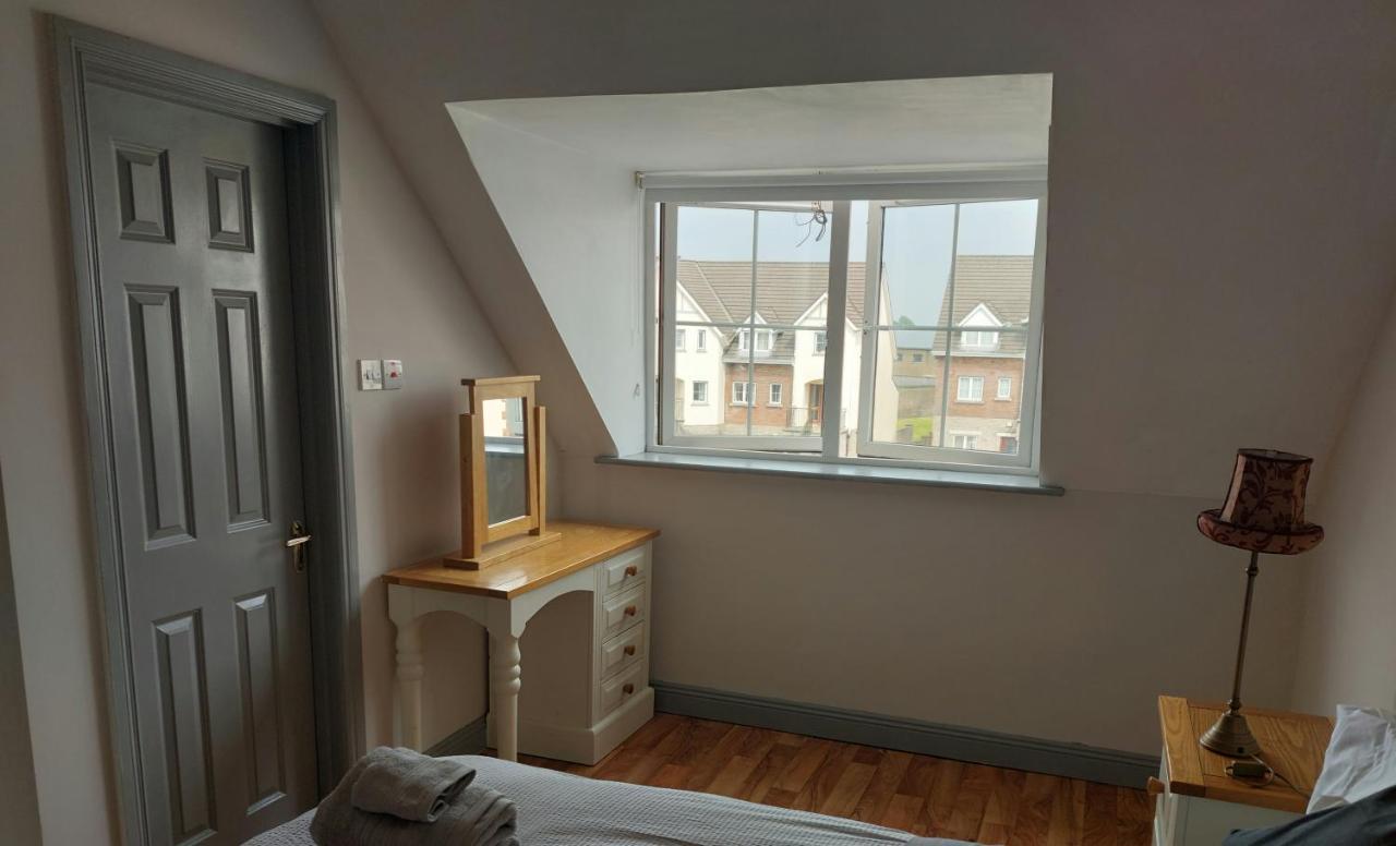 Cathedral Court Apartman Ennis Kültér fotó